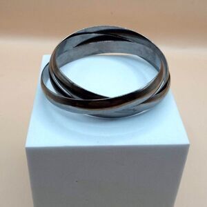 Vintage Interlocking Trio of Silver Toned .25" Wide Bangles Vintage Bracelet